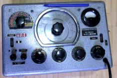 aparat masura cu lampi RLC 221 Multimetru punte anii 50 pt radio tv vechi german foto