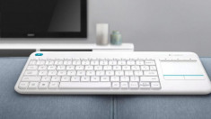 Wireless Touch Keyboard K400 Plus (white) foto