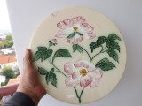 Farfurie din majolica cu diametrul de 33 cm,din sec.XIX.