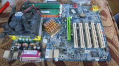 Placa de baza gigabyte sk.478 cu procesor intel 2000mhz 1gb ram 5011plu foto