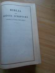 BIBLIA SAU SFANTA SCRIPTURA - TEXT TRADUS CORNILESCU --1240 pagini pe foita foto