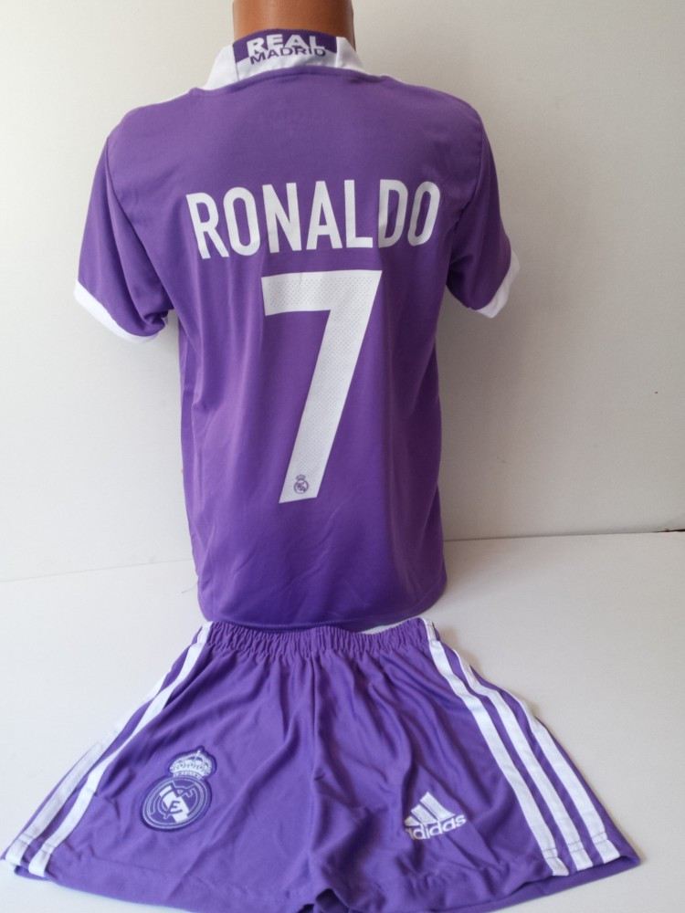 Echipament sportiv fotbal copii Real Madrid Ronaldo mov marimea 128 |  arhiva Okazii.ro