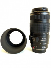 Obiectiv Canon EF 70-300mm f4-5.6 IS USM Image Stabilizer + parasolar tip ET-65B foto