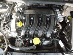 motor Renault Megane 3 , 1.6 / 16v , 81 kw / 110 CP : K4M 858 . foto