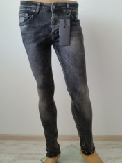 Blugi Jeans Slim Fit DSQUARED BJ-25 foto