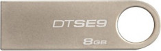 Stick USB 2.0 Kingston DataTraveler SE9 8GB Champagne foto