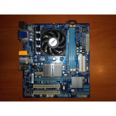 Kit placa de baza Gigabyte GA-MA74GM-S2 + AMD Athlon II X3 B440 foto