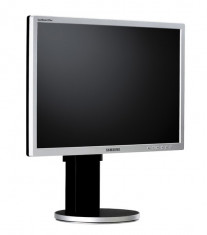 Samsung SyncMaster 225BW, 22 inci LCD/TFT, Widescreen, DVI, VGA foto