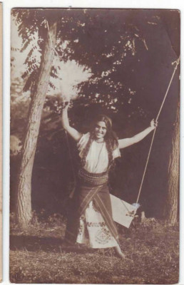 1557 - ETHNIC, Gypsy woman - old postcard, real PHOTO - unused foto