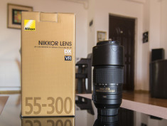 Obiectiv Nikon AF-S DX NIKKOR 55-300mm f/4.5-5.6G ED VR foto