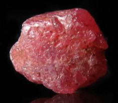 Rubin NATURAL rosu-inchis cristal BRUT MARE de 5,39 ct. - raritate foto