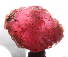 Rubin NATURAL rosu-inchis cristal BRUT MARE de 4,38 ct. - rar foto