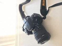 Nikon D5100 (includ trepied, parasolar si geanta) foto