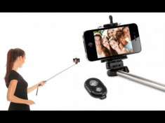 Selfie stick cu telecomanda foto