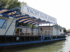 Oferta - Yacht Club Aurora! - Afacere plutitoare. foto