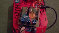 Arduino UNO V3 + Kit Line Follower + senzori IR foto