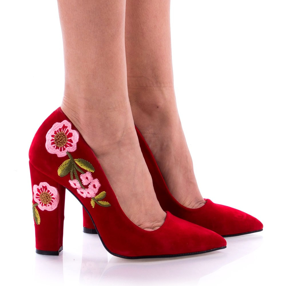Pantofi Dama Rosii cu flori brodate | arhiva Okazii.ro