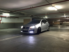 VW Golf V 1.9 TDI BKC 77 Kw 135 CP Trendline foto