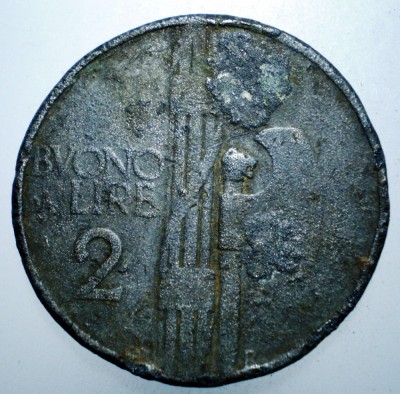 7.834 ITALIA VITTORIO EMANUELE III 2 LIRE 1923 1926 FALS 9,2g foto