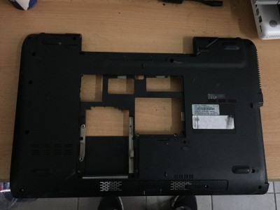 Bottomcase Asus X72 , K72 , X72D , A130 foto