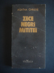 AGATHA CHRISTIE - ZECE NEGRI MITITEI foto