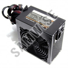 Sursa Techsolo 730W TP-730, 6 x SATA, PCI-Express, PFC Activ GARANTIE 12 LUNI ! foto