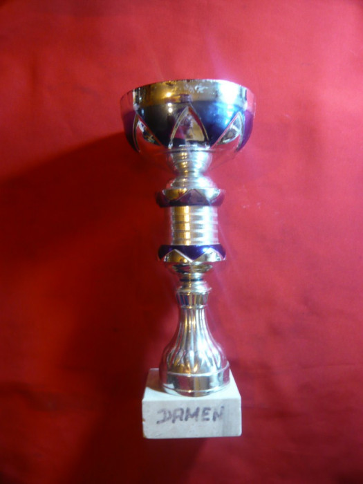 Cupa Sportiva bicolor ,metal argintat , h= 23,5 cm