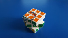 Cub Rubik 3x3x3 Yuxin Mini KeyChain - Breloc chei - 35mm foto