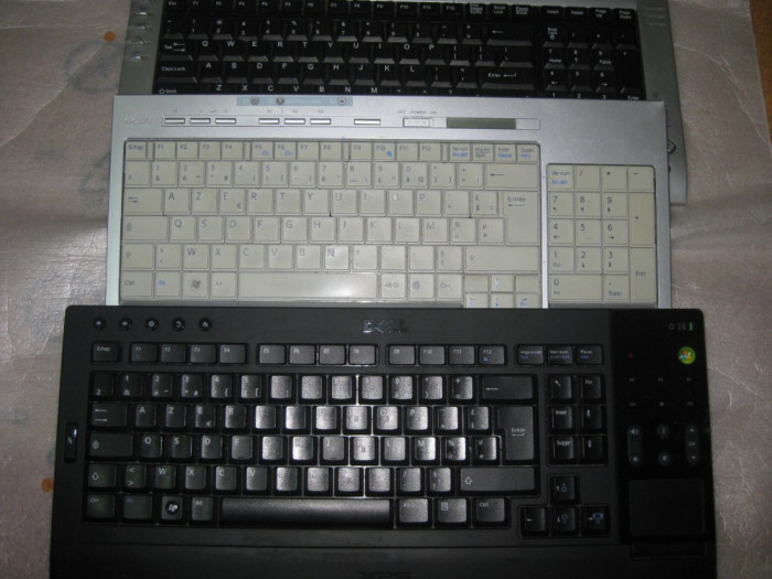 Lot 3 tastaturi wireless