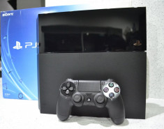 Vand consola PS4 500gb ca nou 2 ani garantie Flanco foto