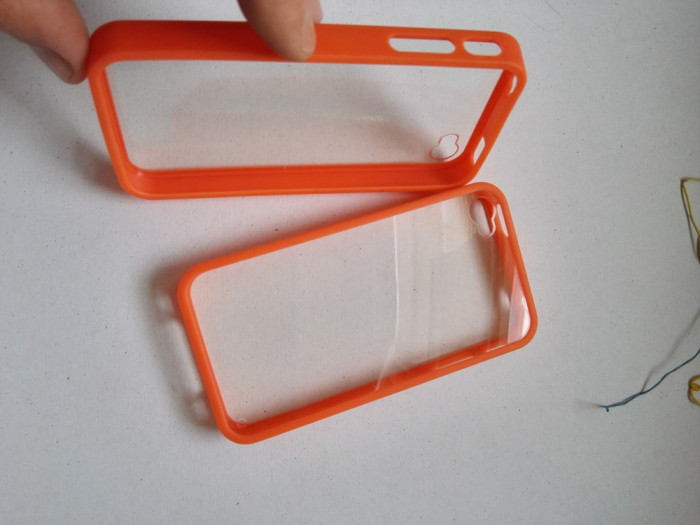 bumper iPhone 4 4s nou