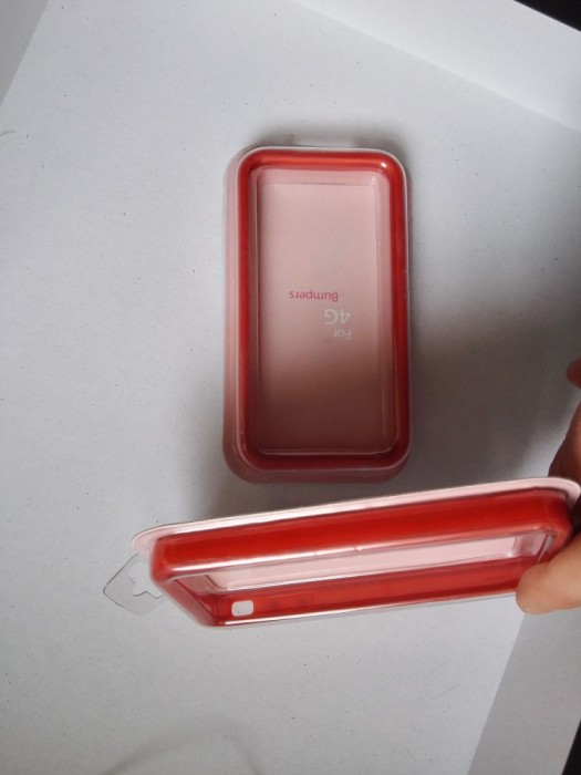 bumper iPhone 4 4s nou