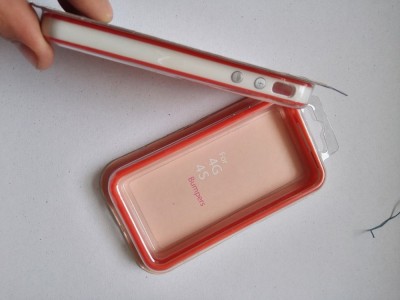bumper iPhone 4 4s nou foto