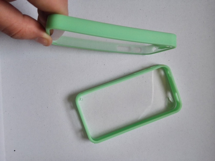bumper iPhone 4 4s verde nou