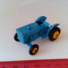 bnk jc Matchbox - tractor - Ford Tractor