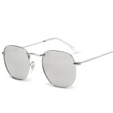 Ochelari Soare Dama Fashion - Rama Metalica, UV400, Protectie UV 100% - Argintii, Femei, Protectie UV 100%, Metal