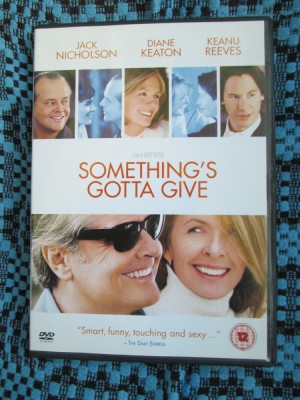 SOMETHING&amp;#039;S GOTTA GIVE (1 FILM DVD ORIGINAL cu JACK NICHOLSON si KEANU REEVES) foto