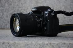 DSLR Nikon D300 (49k cadre) + Nikon DX AF-S 18-105mm f/3.5-5.6G ED VR foto