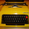 Masina de scris PRIVILEG 350 T(lipsa 2 piulite de fixare a benzii de scris)