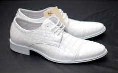 Pantofi eleganti barbatesti din piele naturala cu siret (Alb) foto