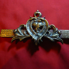 Suport din bronz cu Ornament alama , L= 16 cm ,H= 7,8 cm