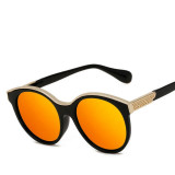 Ochelari Soare Model Retro + Toc + Husa - Protectie UV, UV400 - Rosu, Femei, Protectie UV 100%, Plastic