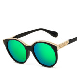 Ochelari Soare Model Retro + Toc + Husa - Protectie UV, UV400 - Verde, Femei, Protectie UV 100%, Plastic