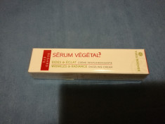 Crema anti rid pentru ochi Serum vegetal Yves Rocher foto