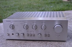 Amplificator Technics SU-V6 foto