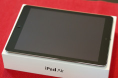 iPad Air 32 GB Wi-Fi Space Grey foto