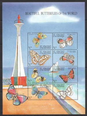 ST VINCENT &amp;amp; GRENADINES 2001 FLUTURI foto