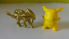 Lot 2 figurine personaje Pikachu, cauciuc si pastic, cca. 3cm foto