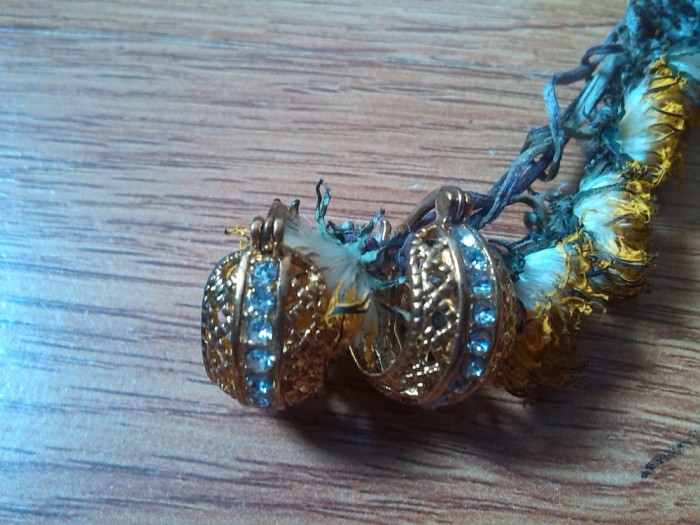 cercei golden crystals