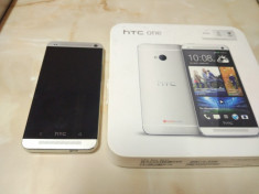 HTC One M7 Silver foto